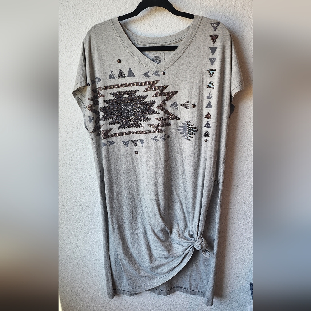 Double D Ranch Ivory Aztec Print Tunic - Picture 3 of 10